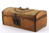 Frontiersman Boston, Wooden Traveling Box c.1806