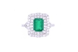 EXCELLENT Emerald & Diamond Platinum Ring