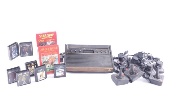 Atari VCS CX-2600 With 9 Games & Controllers 1977