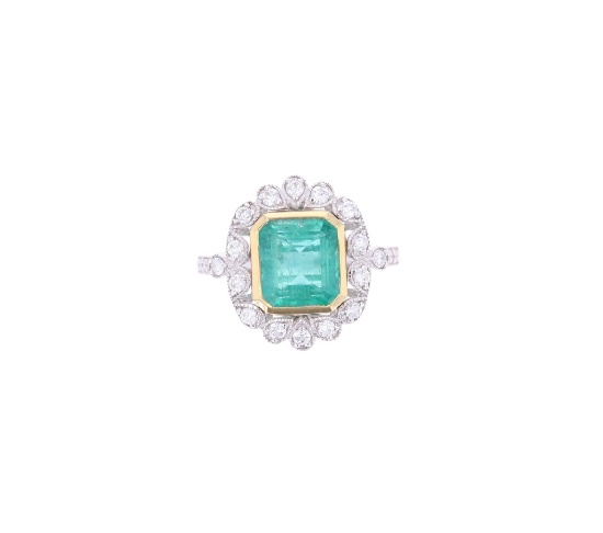 3.20ct Emerald VS2 Diamond & 18k White Gold Ring