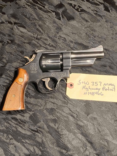 Smith and Wesson 357 magnum 28-2 serial number n198466 highway patrol
