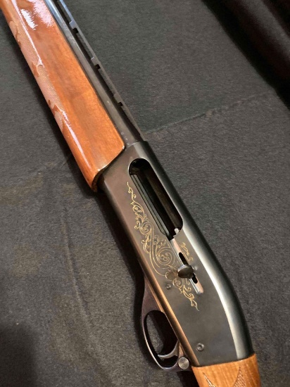Remington left handed 20 gauge model 1100 automatic M7621134X