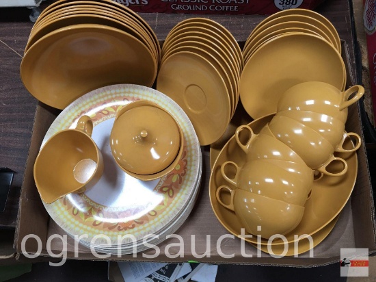 Dish ware - Melamine dish set