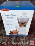 Back to Basics Smoothis Splash machine, orig. box