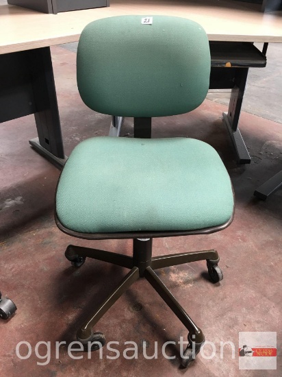 Office - Chair, 5 star base, task chair, adjustable, green upholstered