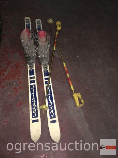 Sports - Snow ski's - Emery, 1968 Freestyle Olympic style ski's, poles, boots, binders