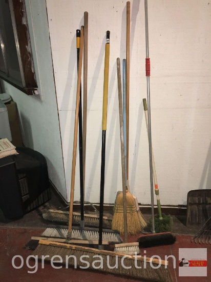 Tools - Brooms - 9 misc. push brooms, straight broom and duster