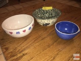 Pottery mixing bowls - 3