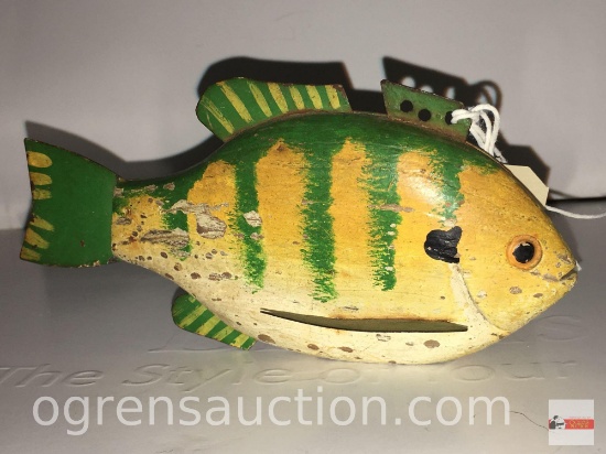 Fishing - Fish decoy - Hand carved, Green/yellow weighted decoy w/metal fins 6" painted eyes