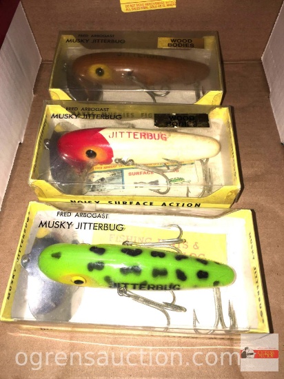 Fishing - Lures - 3 Fred Arbogast Musky Jitterbug, new in box