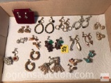 Jewelry - Earrings, screw back