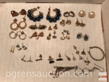 Jewelry - Earrings, post back