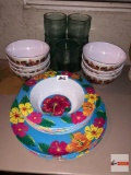 Kitchen - hard plastic 8 Coca Cola bowls and 5 tumblers and Hawaii plates & bowls