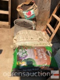 Yard & Garden - Mulch, potting soil and misc. soil (NOT 4 WHEEL DOLLY)