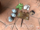 Yard & Garden - 7 frog decor, 3 planter feet, 2 frog crossing sign, 2 pottery, 1 metal stake