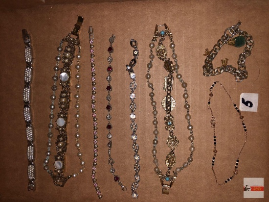 Jewelry - necklaces, 8