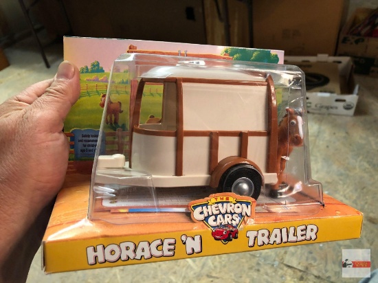 Toys - Chevron Cars - 1997 #8 Horace 'n Trailer