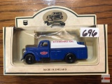 Toys - Chevron Cars - Chevron 1936 Farm Delivery truck