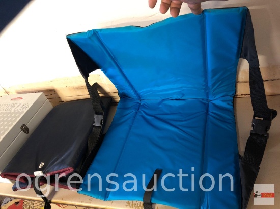 2 portable folding bleacher seats w/backs