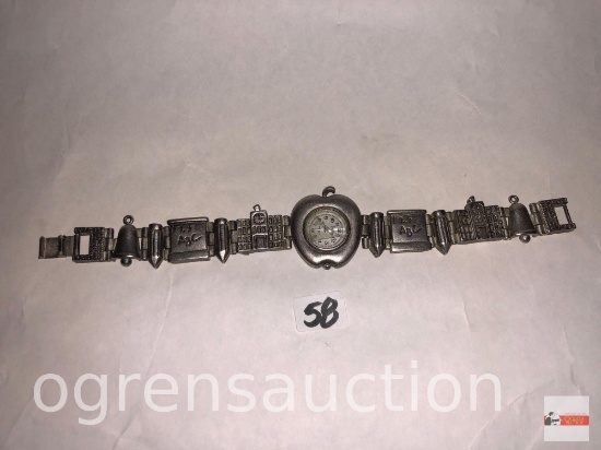 Vintage teacher's apple quartz wrist watch