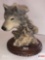 Statue - Resin wolf statue on wooden base