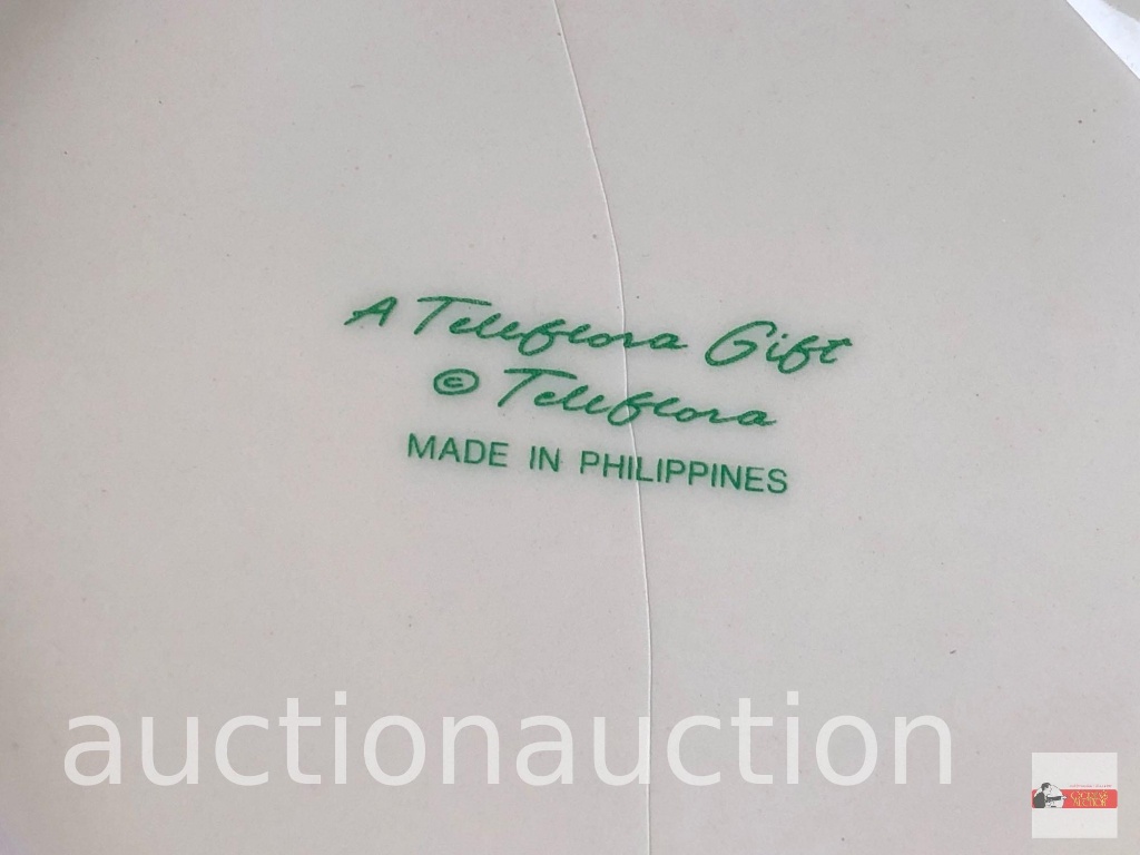 Teapot, Embossed Roses, Teleflora Gift | Estate & Personal Property |  Online Auctions | Proxibid