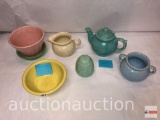Pottery - Shawnee /USA kitchenware, teapot, sugar/creamer/salt shaker, bowl, flower pot