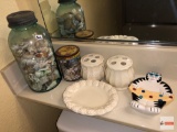 Vintage lg. canning jar with sea shells, sm. jar of sea shells, 2 vanity soap dishes, 2 toothbrush h