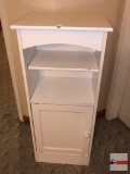 Furniture - small white vanity cabinet, 1 door