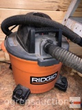 Tools - Ridgid wet/dry vac, large, works