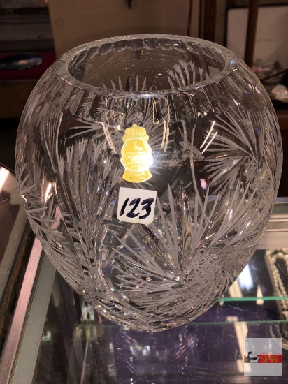 Crystal - World's Finest Imperlux hand cut lead crystal rose bowl vase, made in Poland 8"hx5"w