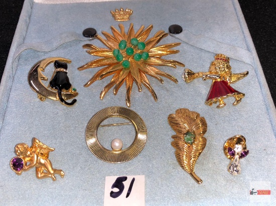 Jewelry - Brooches
