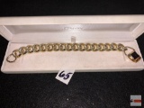 Jewelry - Bracelet, chain linked, marked Gesner, gold tone