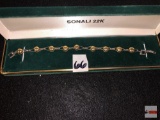 Jewelry -Bracelet, vintage silver & gold tone bracelet
