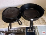 Kitchen ware - Cast iron cookware, 2 skillets, griddle