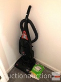 Vacuum Cleaner - Bissell Powerforce upright vacuum cleaner, extra bags