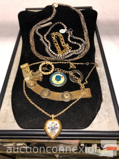 Jewelry - Necklaces and bracelets, chains