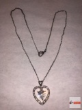 Jewelry - Necklace with heart pendant