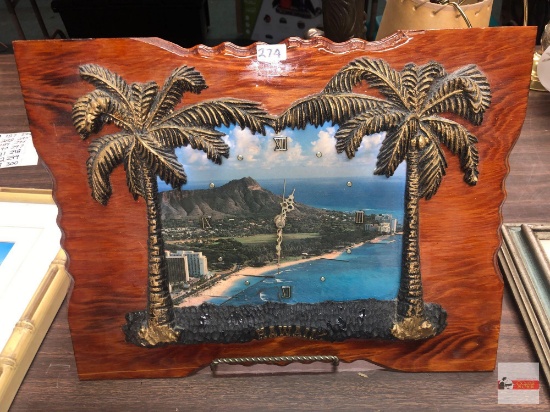 Artwork clock - Hawaiian, batt.op clock, 17.5"wx13.5"h