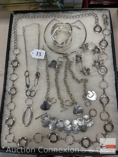 Jewelry - Bracelets & necklaces, 10