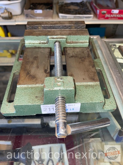 Tools - Vise, 6" Pittsburgh Drill vise