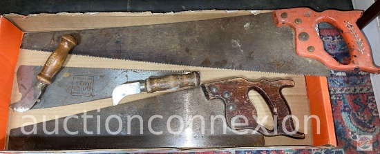 Tools - 2 Vintage hand saws, 2 wood handled grape knives (1extra saw blade)