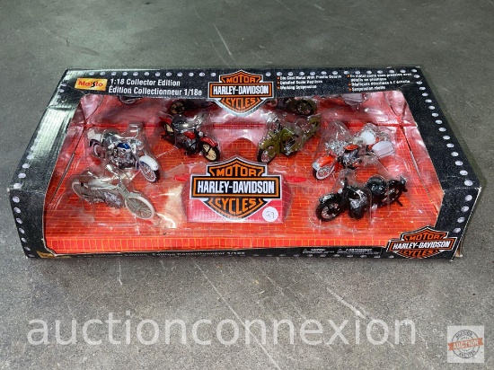 Toys - Harley Davidson Motor Cycles 1:18 die cast Collector Edition, unopened 6 cycles, set 1