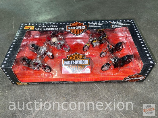 Toys - Harley Davidson Motor Cycles 1:18 die cast Collector Edition, unopened 6 cycles, set 2