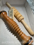 2 wooden massage rollers, Body Image 12