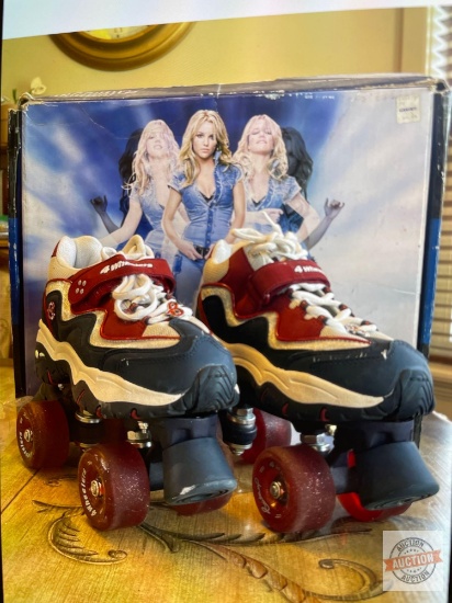 Skates - Britney 4 Wheelers, Red/Navy sz. 7 Women's, indoor/outdoor 4 polyurethane wheels, orig. box