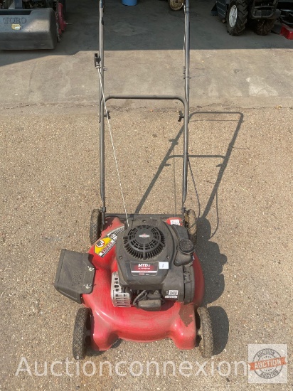 Lawnmower - MTD 20" cutting width with side discharge