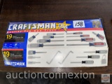 Tools - Craftsman 19pc Screwdriver set in box