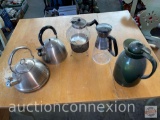 Kitchen ware - 5 Tea kettles and coffee servers