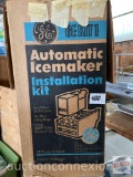 Kitchen - GE Automatic icemaker installaiton kit (tray & tubing)